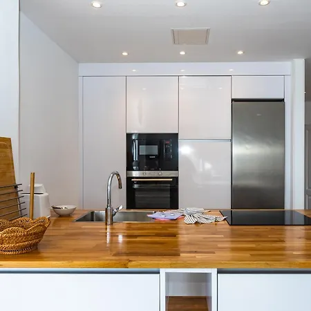 Ocean Breeze Meerblick Whirlpool Апартаменты