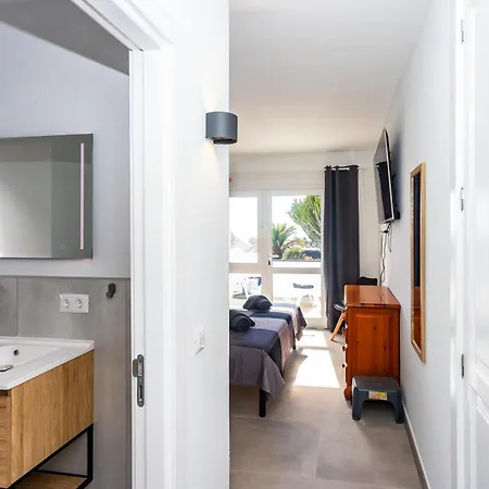 Ocean Breeze Meerblick Whirlpool Апартаменты